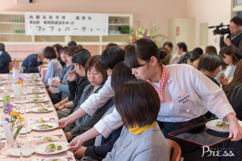 食彩健美 野の葡萄 アミュプラザ長崎店