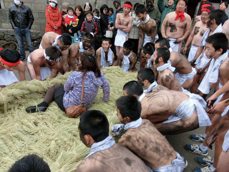 無病息災を独特の形で祈願する奇祭