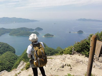 1カ月遅れのおひな祭り（上五島）