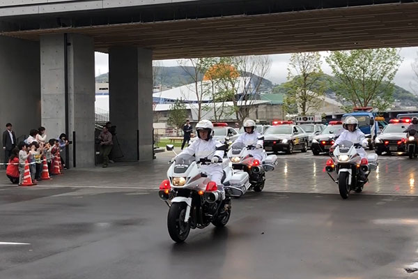 「春の全国交通安全運動」がスタート。 長崎県庁エントランスロビーで出動式