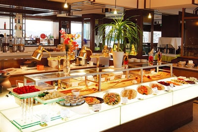 〈ザ・ホテル長崎BWプレミアコレクション〉<br>Buffet&Dining The Kitchen