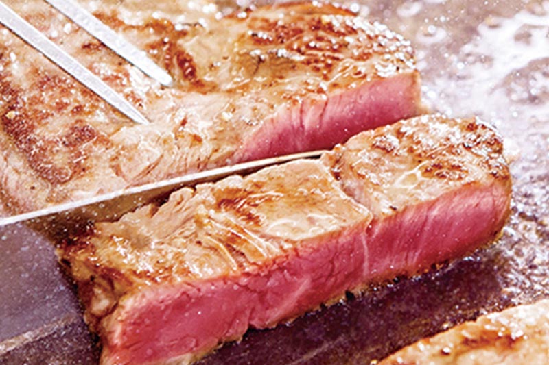 グルメ トピックス ウォーターマークホテル長崎 ハウステンボス ステーキ食べ放題 サマーランチブッフェ開催中 ながさきプレスwebマガジン 長崎のタウン情報誌公式サイト