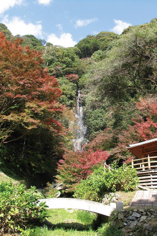 紅葉 清水の滝 ながさきプレスwebマガジン 長崎のタウン情報誌公式サイト