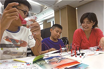 〈長崎市・諫早市〉しゃべってみゅ~で~ Q☆ピコ会 小学生親子でんき講座を開催!