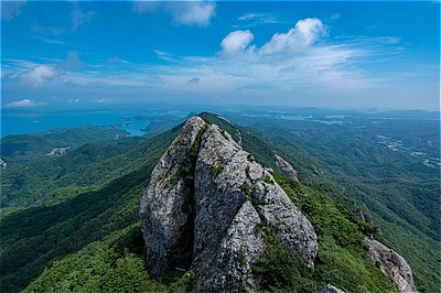 洲藻白嶽原始林（すもしらたけげんしりん）