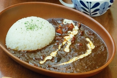 Cafe&Bar SORASIDO　長崎県長崎市住吉町6ｰ12 中通市場2F　隠れ家的なカフェ＆バー　カレー　ランチ　カフェタイム