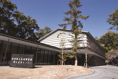長崎県立長崎図書館郷土資料センターが<br>3月27日にNEW　OPEN