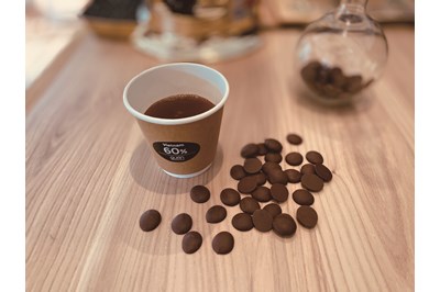 まだまだホットが恋しい季節 生チョコのような濃厚味のチョコレートドリンク