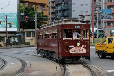 〈長崎市〉「路面電車の日」を記念して明治電車１６８号が運行　2023/6/9(金)