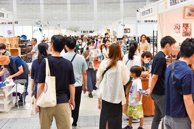 〈福岡県〉第47回西日本陶磁器フェスタ ～ひとめで器に恋する日～　2025年9月19日（金）～9月24日（水）