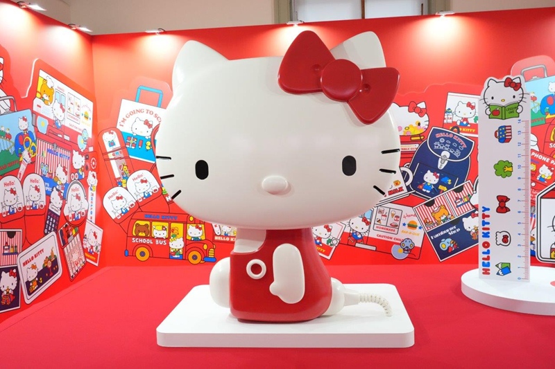 福岡県〉Hello Kitty 展 －わたしが変わるとキティも変わる