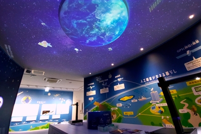 〈街角リレーエッセイ〉「宇宙、キターーーーー！」と本州最南端の地から叫んでみる。