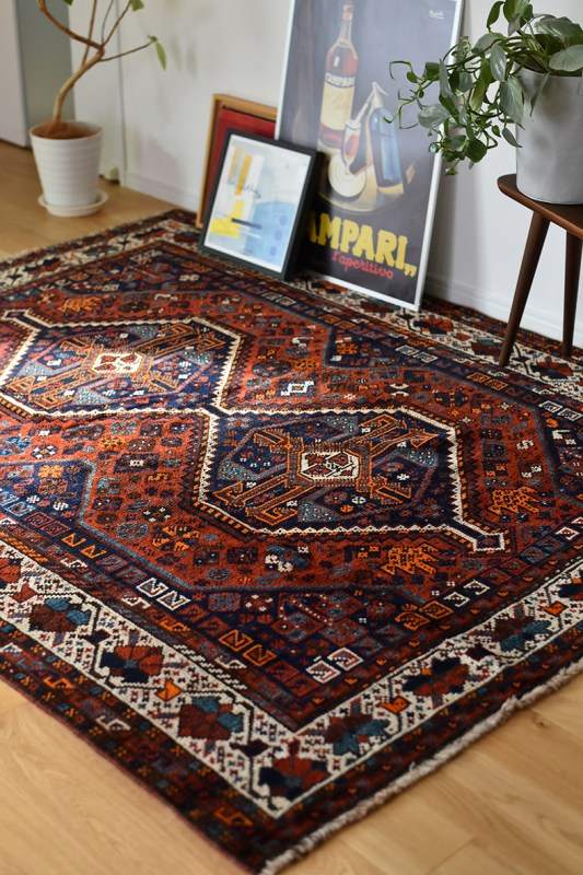 東京〈Layout〉から〈kuriya〉にやってきたラグ