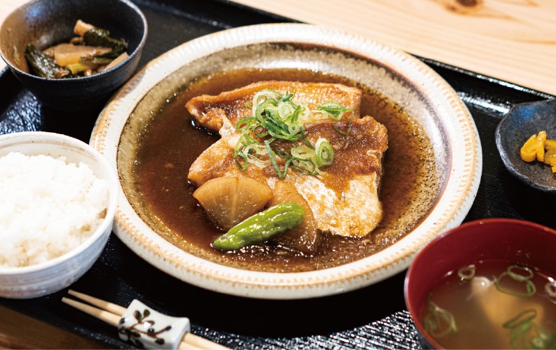 佐海 本日の魚の煮付け定食