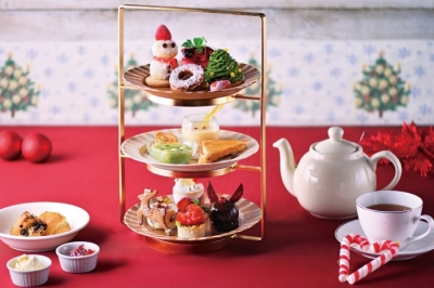 ヒルトン長崎　クリスマスをモチーフにしたスイーツ・セイボリーを盛り込んだアフタヌーンティー