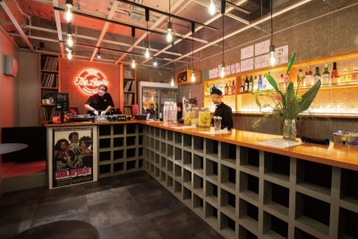 MUSIC BAR THE APOLLO　内観