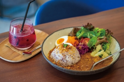 nomad freestyle cafe　2025年3月オープン