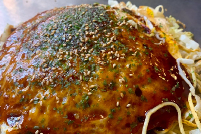 〈街角リレーエッセイ〉系統からひも解くお好み焼きの個性