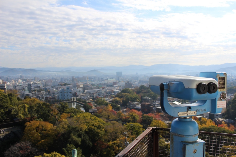 天守閣からは和歌山市街が見渡せます